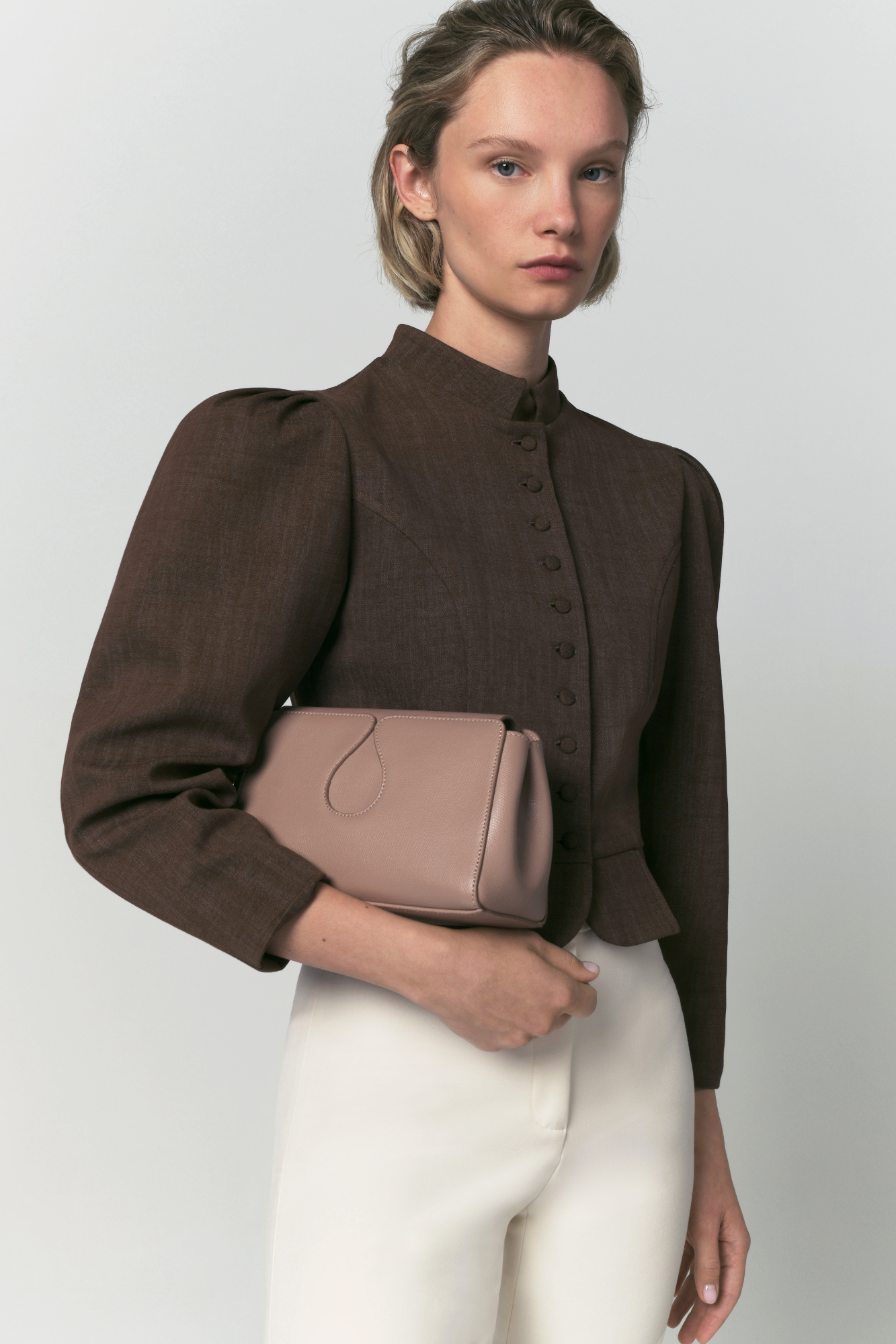 Amoako Puff-Sleeve Cropped Jacket | Jacket | Women Fitted Brown