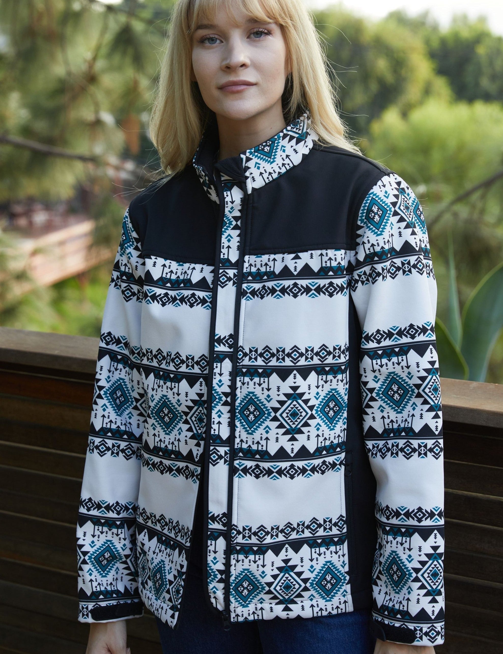Ladies-Softshell-Water-Resistant-Jacket-SSW9721_1.jpg