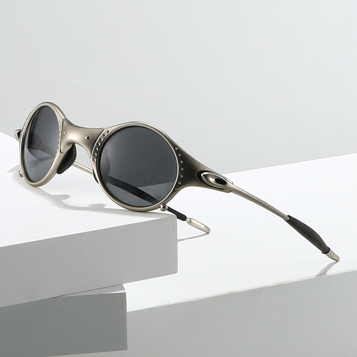Ezra Polarized Shades | Classic Sunglasses | UV400 Protection Fashion Shades UK