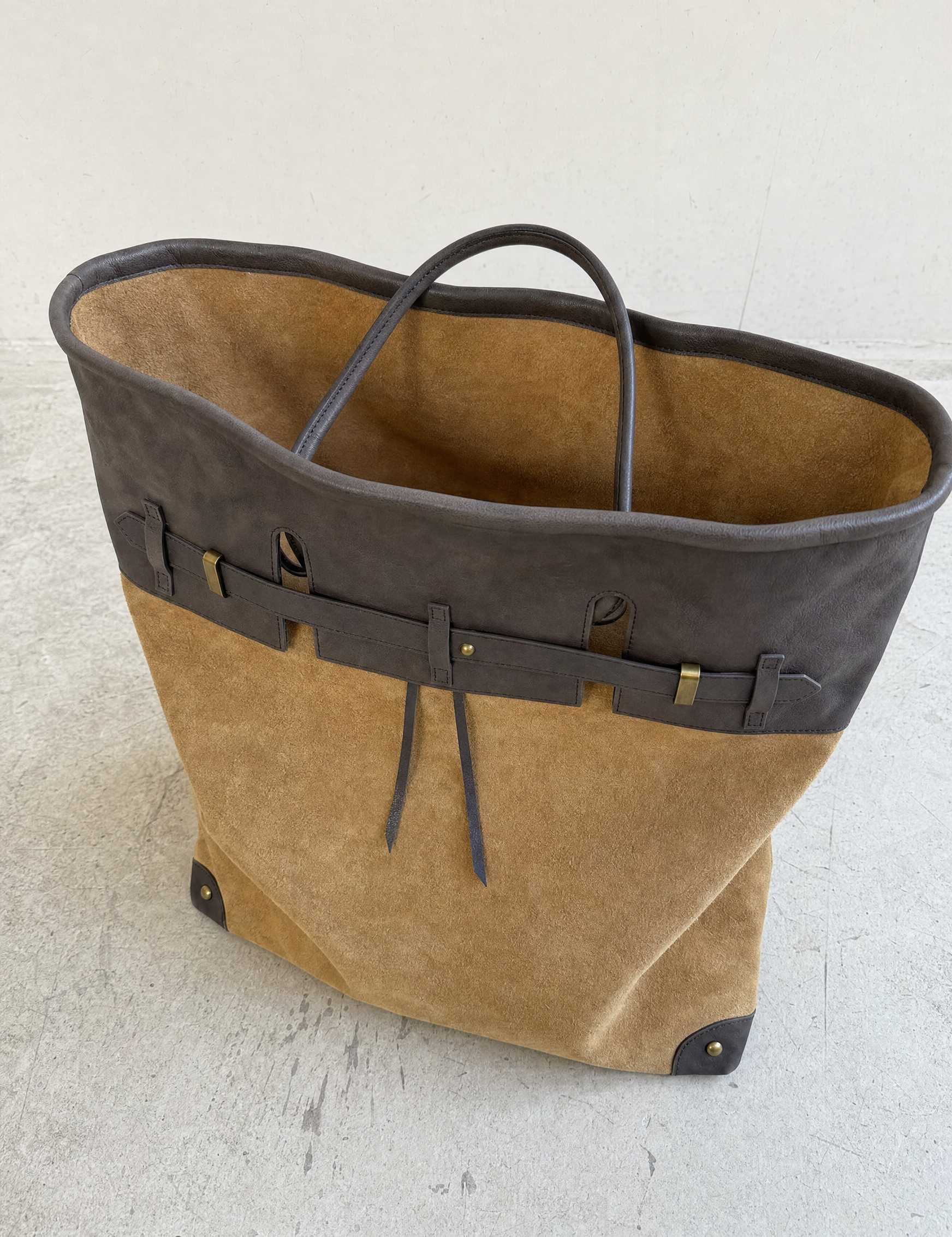 interior_ff3c80ba-8faf-4496-9e58-ac04e27bead6.png