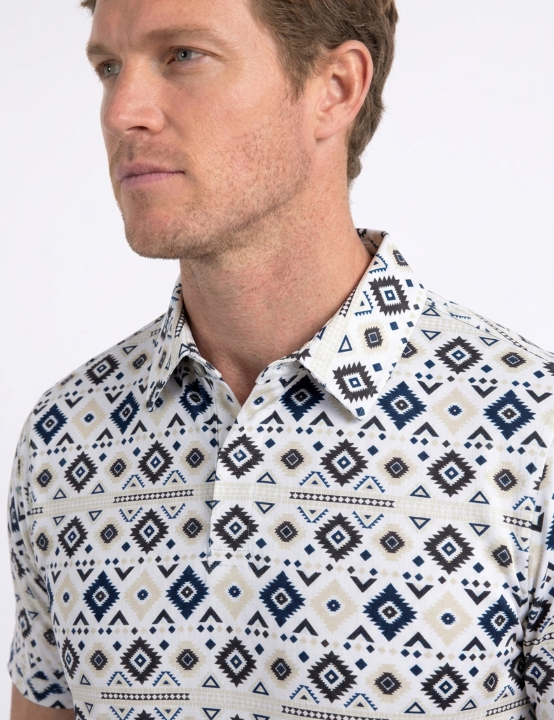 men-white-aztec-geometric-performance-polo-PGP11436_2.png