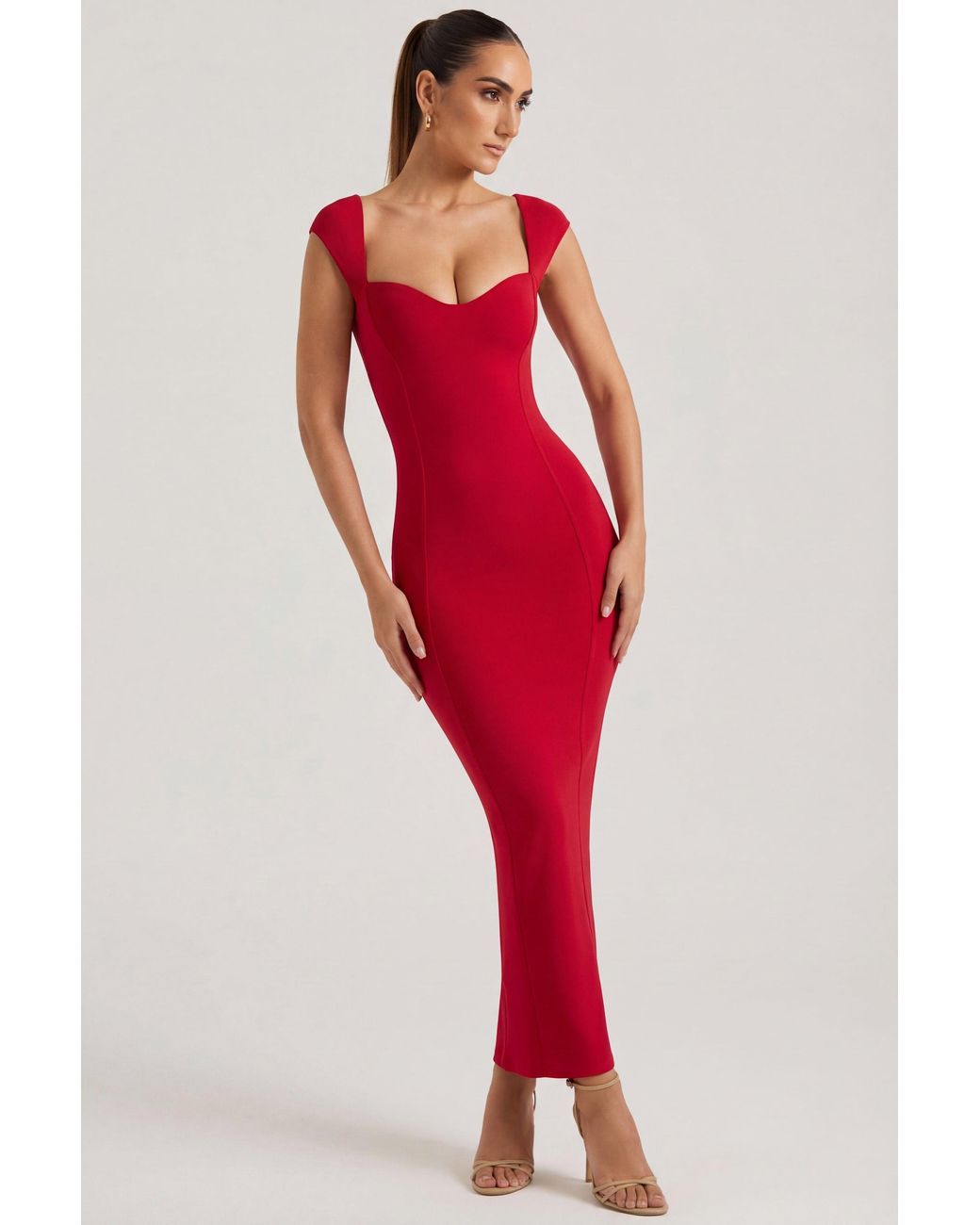oh-polly-Red-Sweetheart-Neckline-Maxi-Dress_fc63004a-49a8-4cbb-92cb-7613cc3c014e.jpg